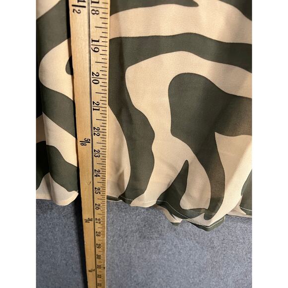 Studio Park x Leah Williams Printed Chiffon Blouse with Ruff Khaki Zebra Large - Picture 4 of 9